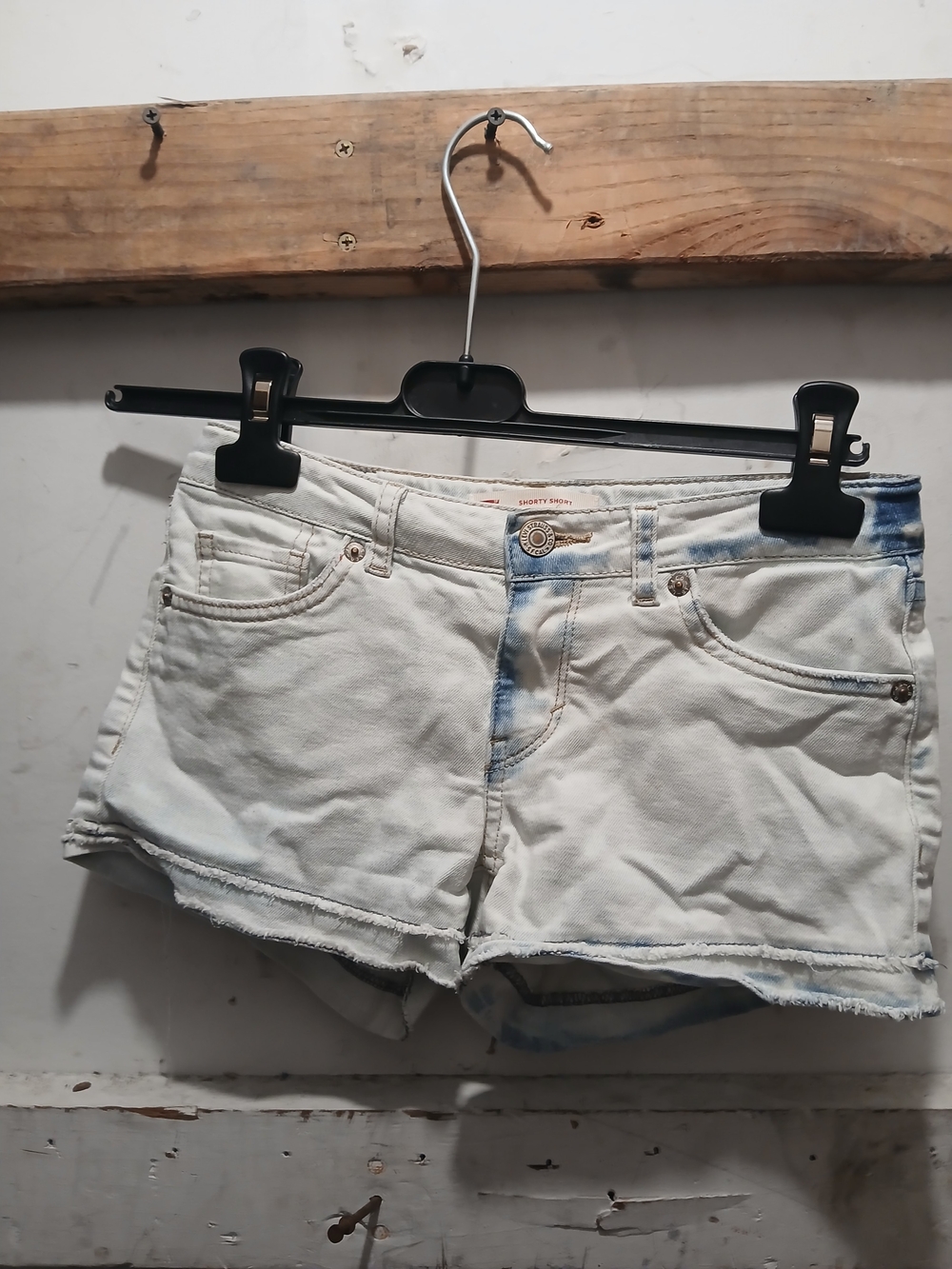 Girls Levis Acid Wash Distressed Hem Shorts Size 10